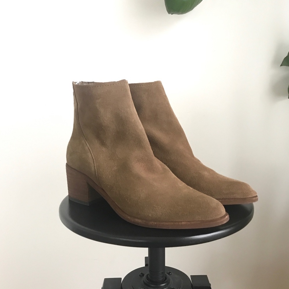 Dolce Vita Sarra Bootie suede zip up pointy toe 8